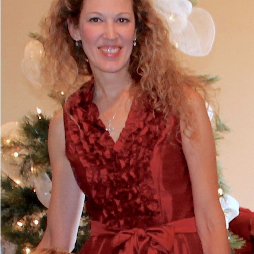 Stunning wine red dress with black undertone!